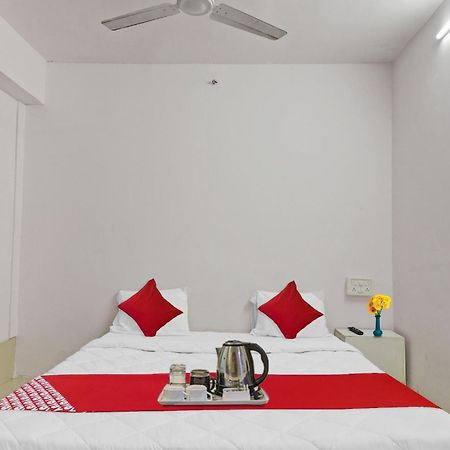Hotel O Cozy Rooms Surate Extérieur photo
